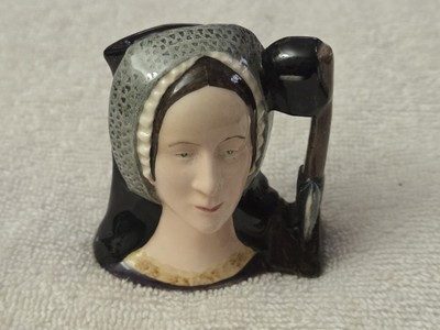 Vintage Royal Doulton ANNE BOLEYN Miniature Character Toby Mug Jug England D6651