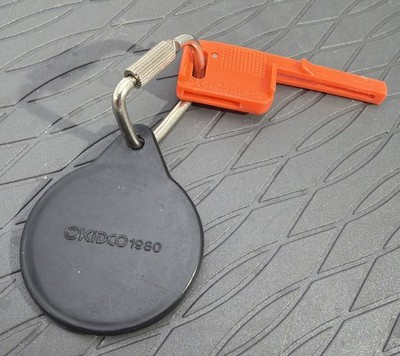 Kidco 1980 Burnin Key Cars Lockups plastic KEY with fob - No Car Just Key