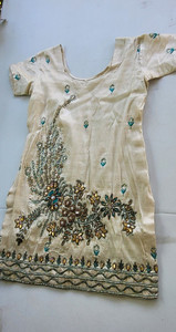 Handmade Silk Embroidered Choli Dress Top Flaxen gold, size Medium