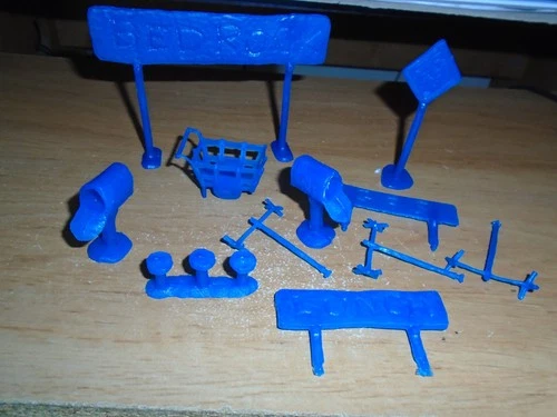 Marx RE-ISSUE Flintstones of Bedrock Play Set Accessoriers