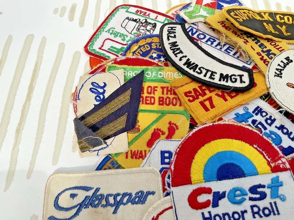 Vintage lot of fabric patches- advertising-auto parts+-please read - Image 2 of 4