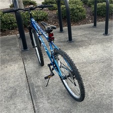 Huffy 26in Blue Black Mountain Bike Steel Frame Front Suspension Flat Bar