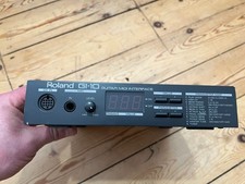 Roland GI-10 Guitar MIDI Interface MIDI Converter