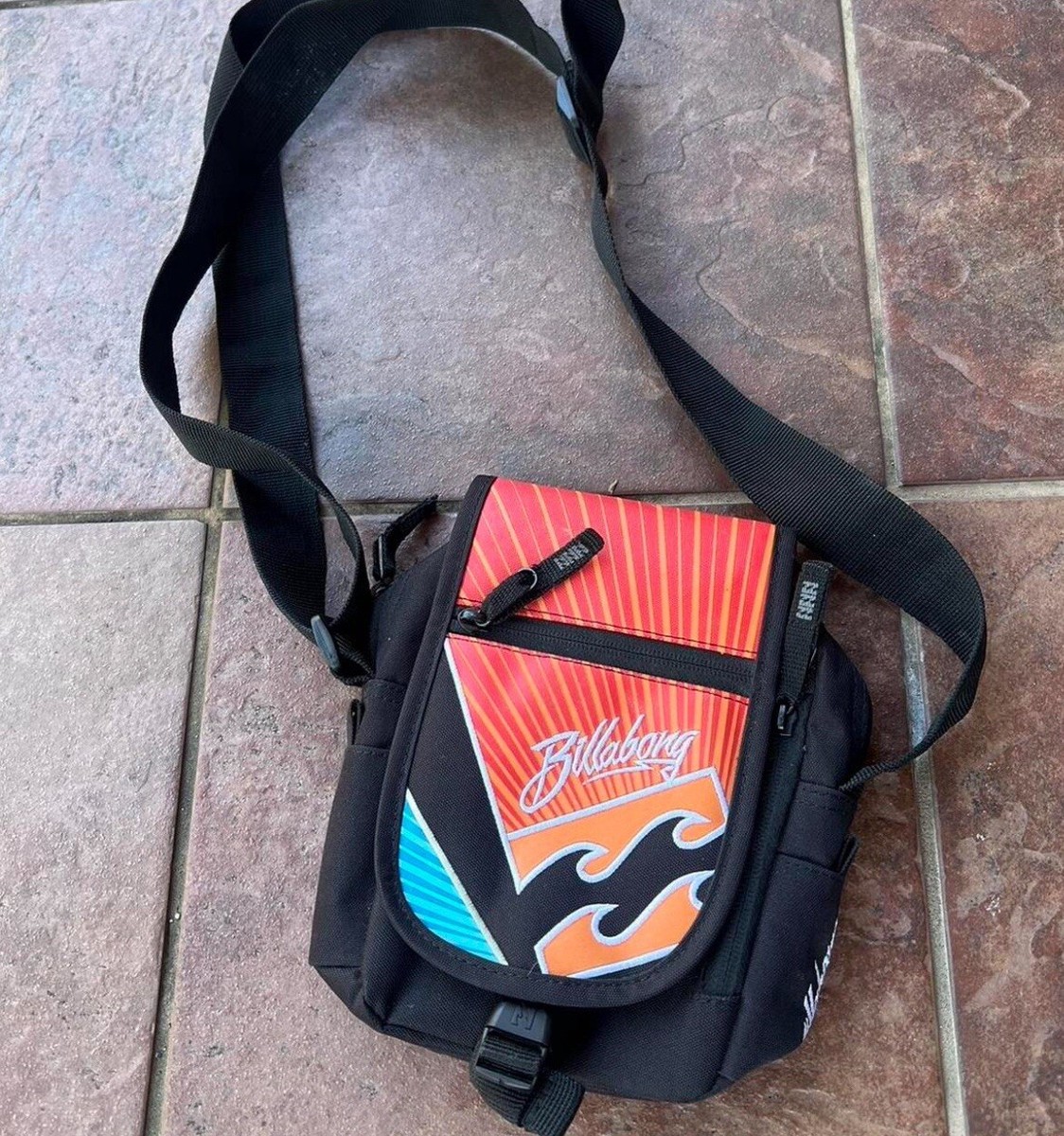 Vintage Y2K Billabong Surf Embroidered Surfing Crossbody Bag
