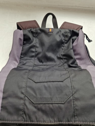 Lowepro Camera Backpack/Rucksack Versapack 200 AW (All-Weather) - Picture 3 of 7