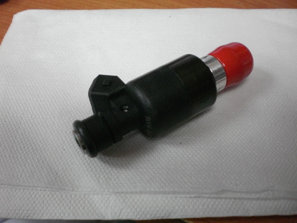 Inyector de combustible 217-2291 FJ613 SATURN SL1 SL2 SC1 SC2 1,9 L 91 92 Foto 3 de 3