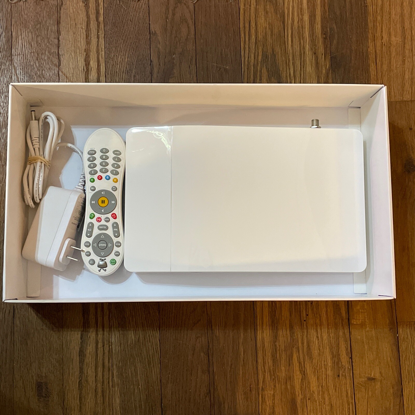 TiVo BOLT 500 GB DVR and Streaming Media Player TCD849500 Receiver With