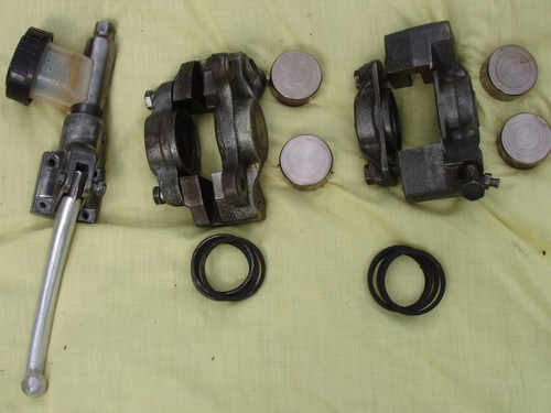 Triumph Bonneville T140 (Project) - Picture 9 of 12