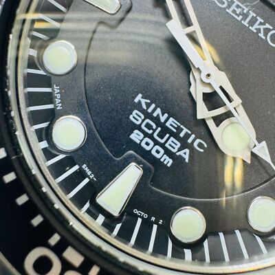 SEIKO KINETIC DIVERS 200M ブラック 5M62-0bl0 SEIKO Prospex Kinetic Diver's 200m 5M62-0BL0 Black Mens