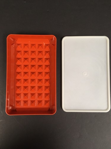 TUPPERWARE CONTENEDOR HOT DOG CON TAPA ROJO RECTÁNGULO 11" X 6 1/2" DE COLECCIÓN - Imagen 2 de 8