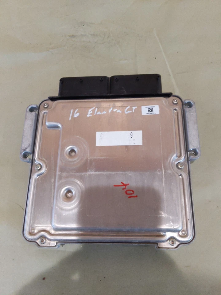 Hyundai Elantra 2016-2017 computadora cerebro motor control ECU ECM EBX 391332EGB1 Foto 3 de 4
