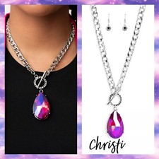 Paparazzi Necklace ~ Edgy Exaggeration - Pink Iridescent BEAUTIFUL 🩷💙BNWTs