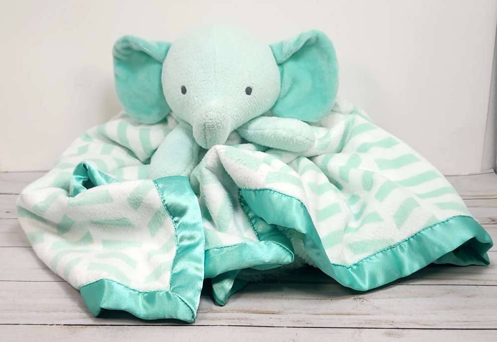 Cloud Island 29-inch Green Elephant Plush Lovey Blanket Super Soft Satin