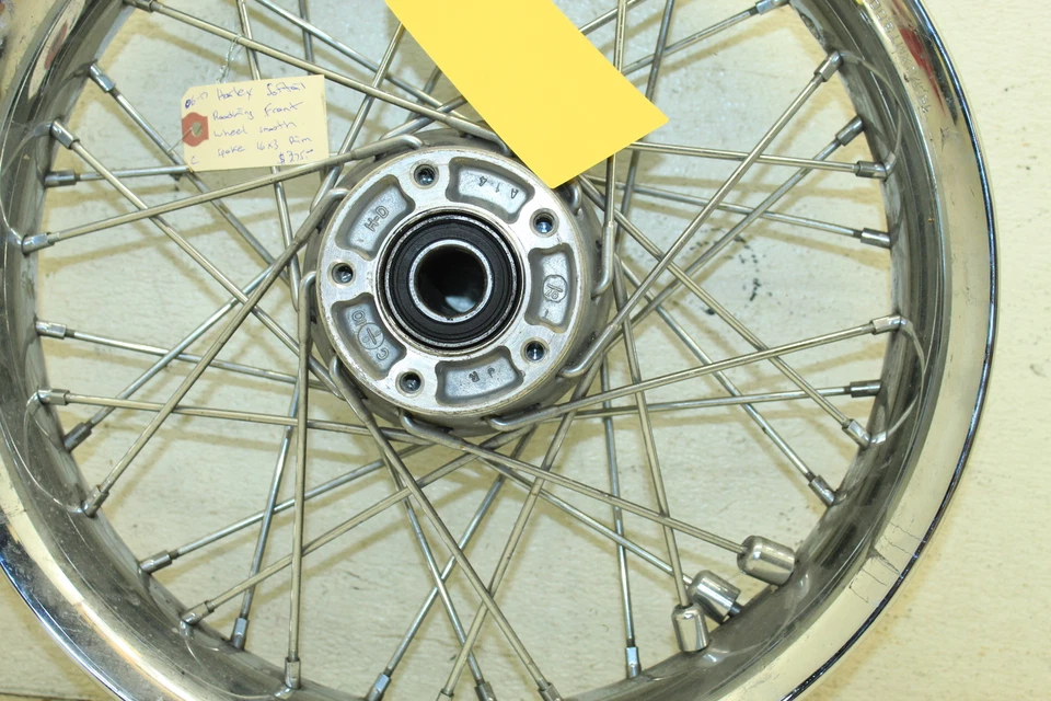 06-17 HARLEY SOFTAIL ROADKING CROMADO DIANTEIRO 16X3 ARO DE RODA DE RAIO LISO W20D - Imagem 3 de 4