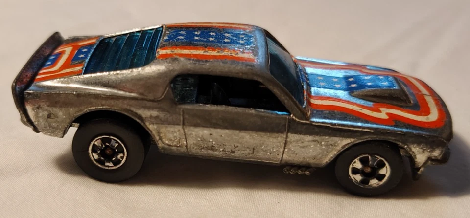 Mustang Stocker 1974 auto fundido a presión Hot Wheels Foto 3 de 4