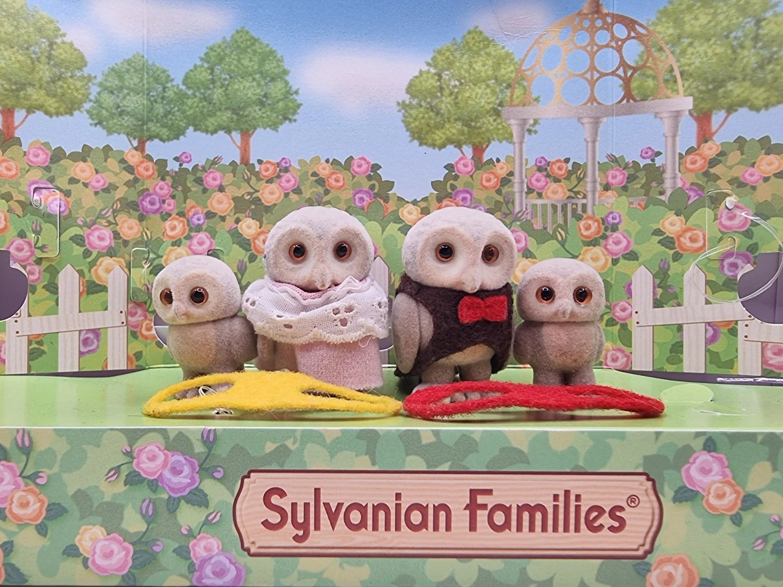Sylvanian Families Plume Owl Family Figures With Original Clothing