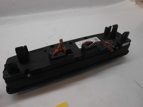 2012 Audi A3 Climate Control OEM 8V0820047D GH0210 - Picture 3 of 4