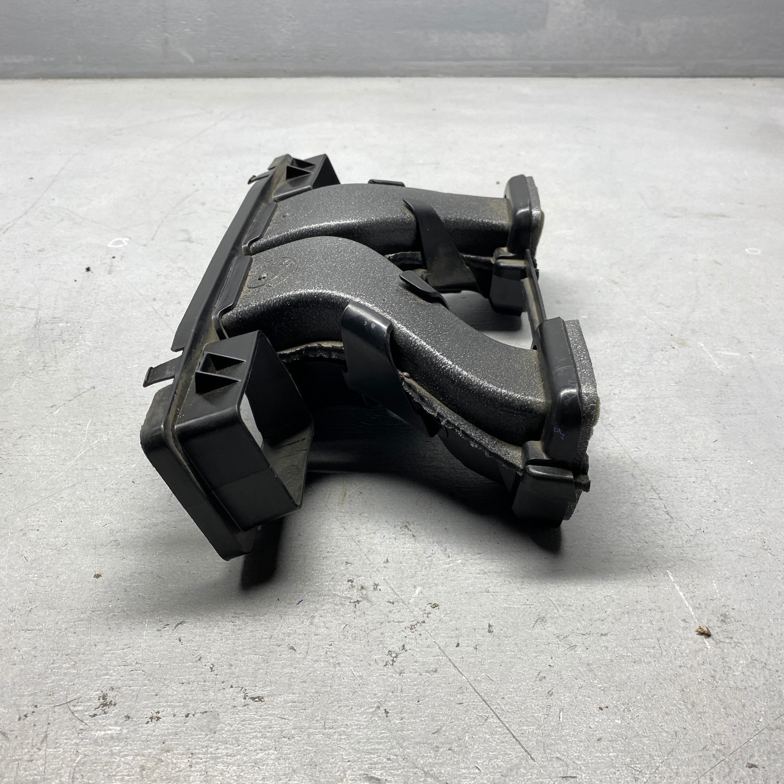 2018 Lamborghini Huracan Dash Board Air Duct 4T0819382