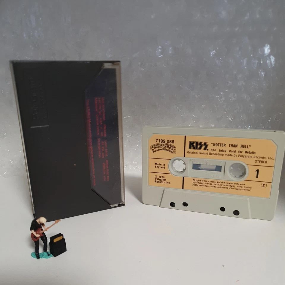 Kiss - Hotter Than Hell - (Cassette 1974 Casablanca PolyGram Records) 7199 058 - Image 2 of 4