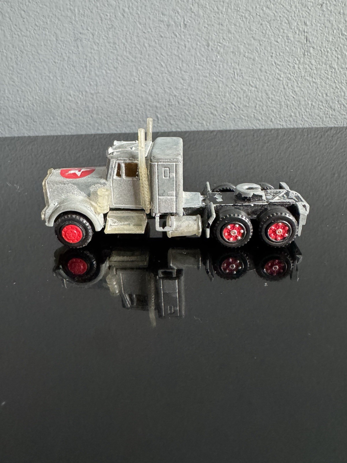 Picture 4 of 6