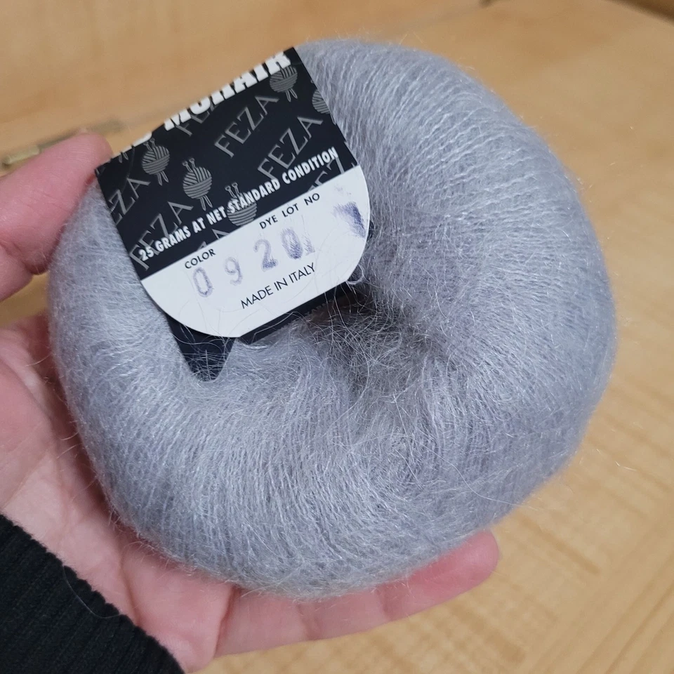 Feza Kid Mohair Yarn Color 0920 Grey Made in Italy Lot of 10 2750 yards Total - Image 2 of 4