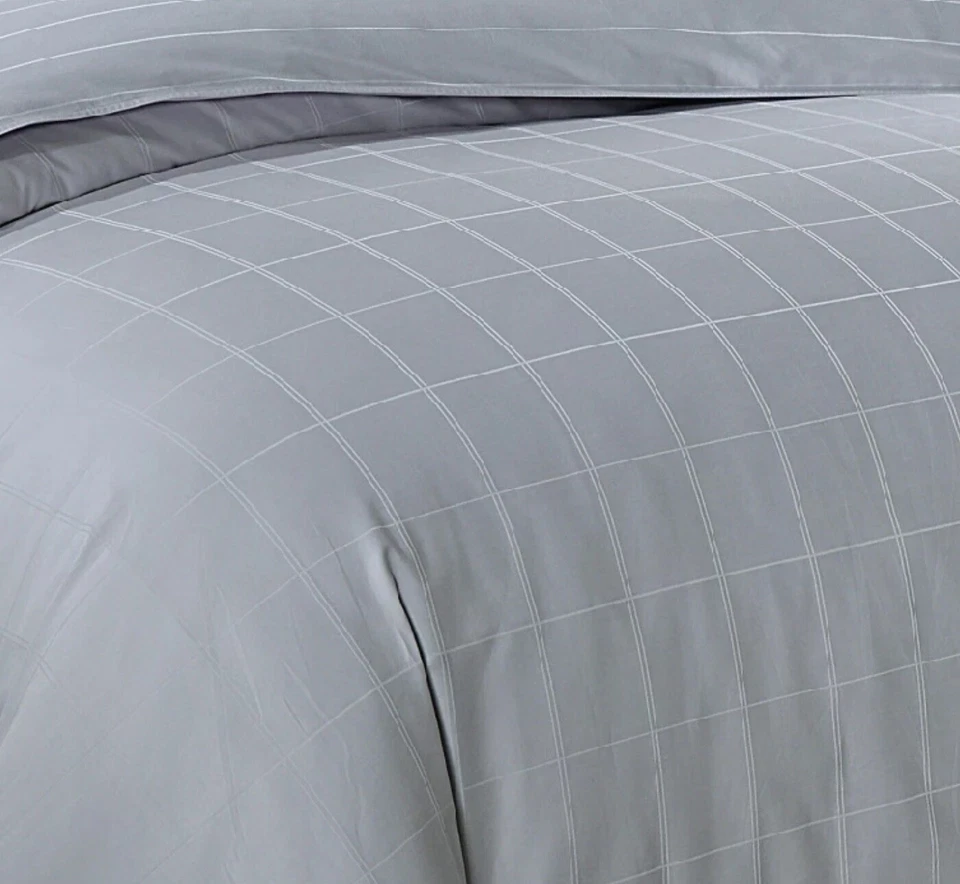 Satin Cotton Luxury Quilt Set - Queen size - Image 4 of 4