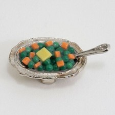 Dollhouse Miniatures 1:12 Scale Side Dish of Peas and Carrots IM65733