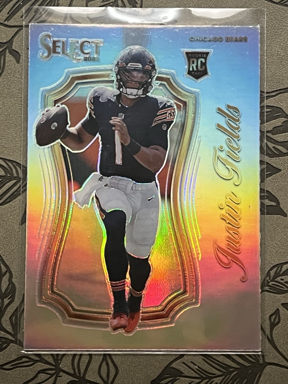 2021 Panini Select Select Certified Rookies Silver Prizm #SCR-4 Justin Fields