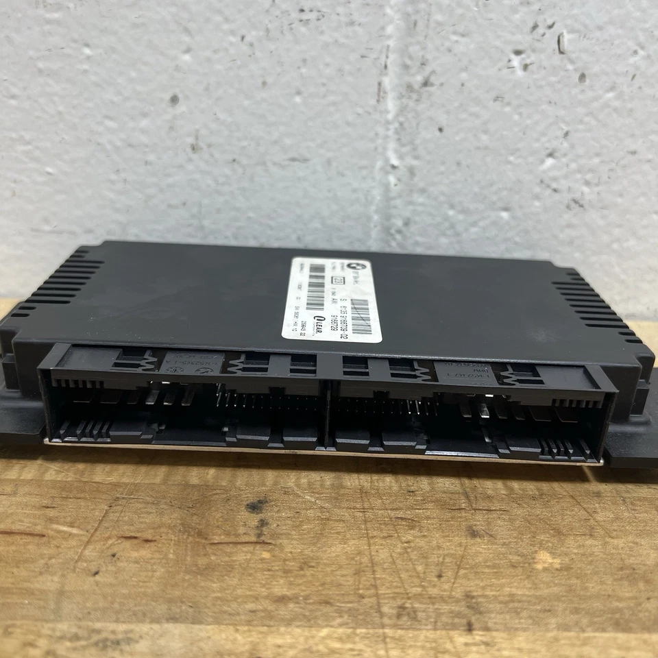 BMW 328I 2006-2010 AHL FRM II 2 módulos de control de luz de espacio para pies OEM Foto 2 de 4