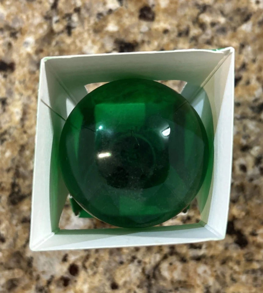 Sylvania 1 A19 Transparent Green Light 38w 120v Indoor/Outdoor bulb - Image 2 of 3