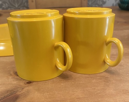 Melaware 1970s Mustard Yellow Retro 2 Mugs & 4 Plates Set Picnic Camping - Picture 4 of 19