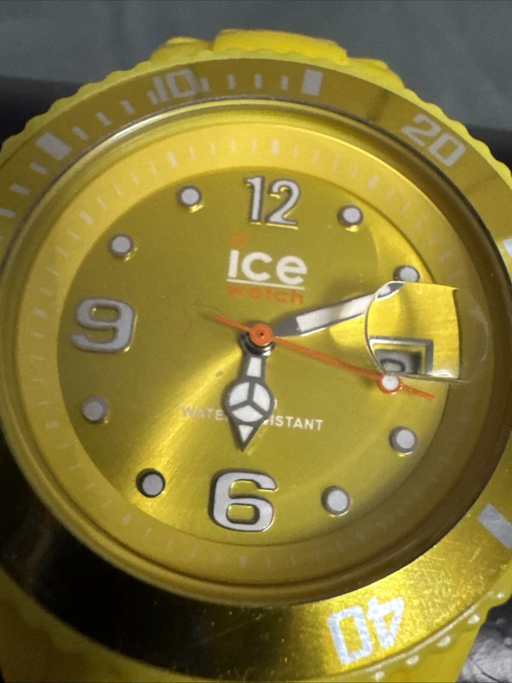 Reloj de pulsera de cuarzo amarillo Ice Watch correa de goma acero inoxidable resistente al agua Foto 2 de 4