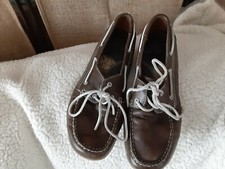 Men's Size 8.5 M Leather  Chaps Shoes