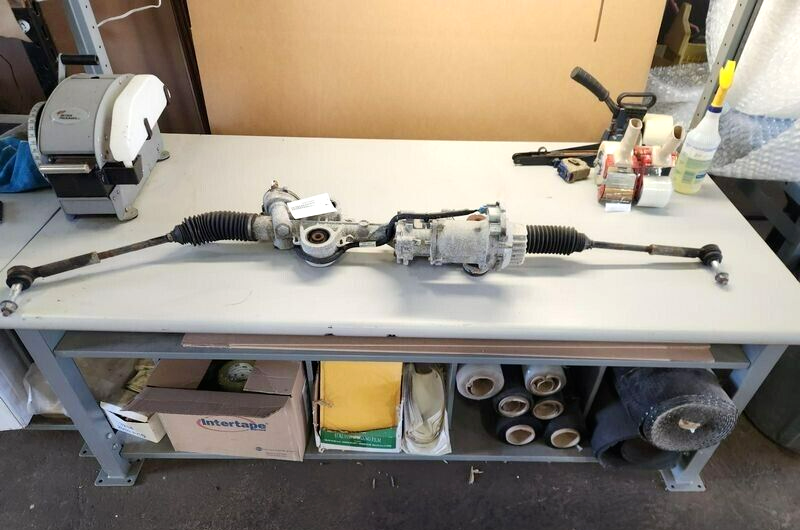 2015 Chevy Suburban 1500 Electric Power Steering Rack & Pinion Assembly  