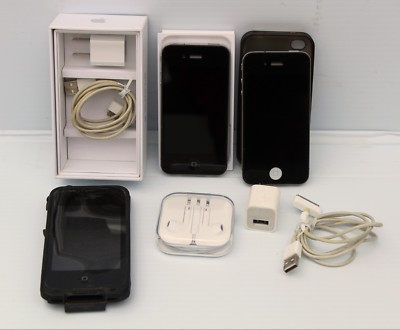 Lot of 2 Apple iPhone 4 Phones - 8GB - Black A1332 (GSM) AT&T w