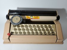 Vintage Tom Thumb JUNIOR Child's TOY Typewriter SAND COLOR MADE IN USA