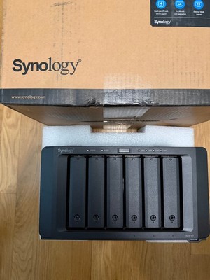 Synology  DS1618+ 6 Bay NAS DiskStation with accessories