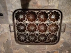 Vintage Lodge ? #20 Turks head 12 muffin gem cast iron pan  Read Description