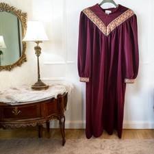 Vintage Vanity Fair Burgundy Velour Fleece Zip Long Robe Housecoat Pockets L