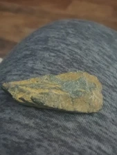 Novaculite - 5 large natural stones. Native American Arrowheads blades. 