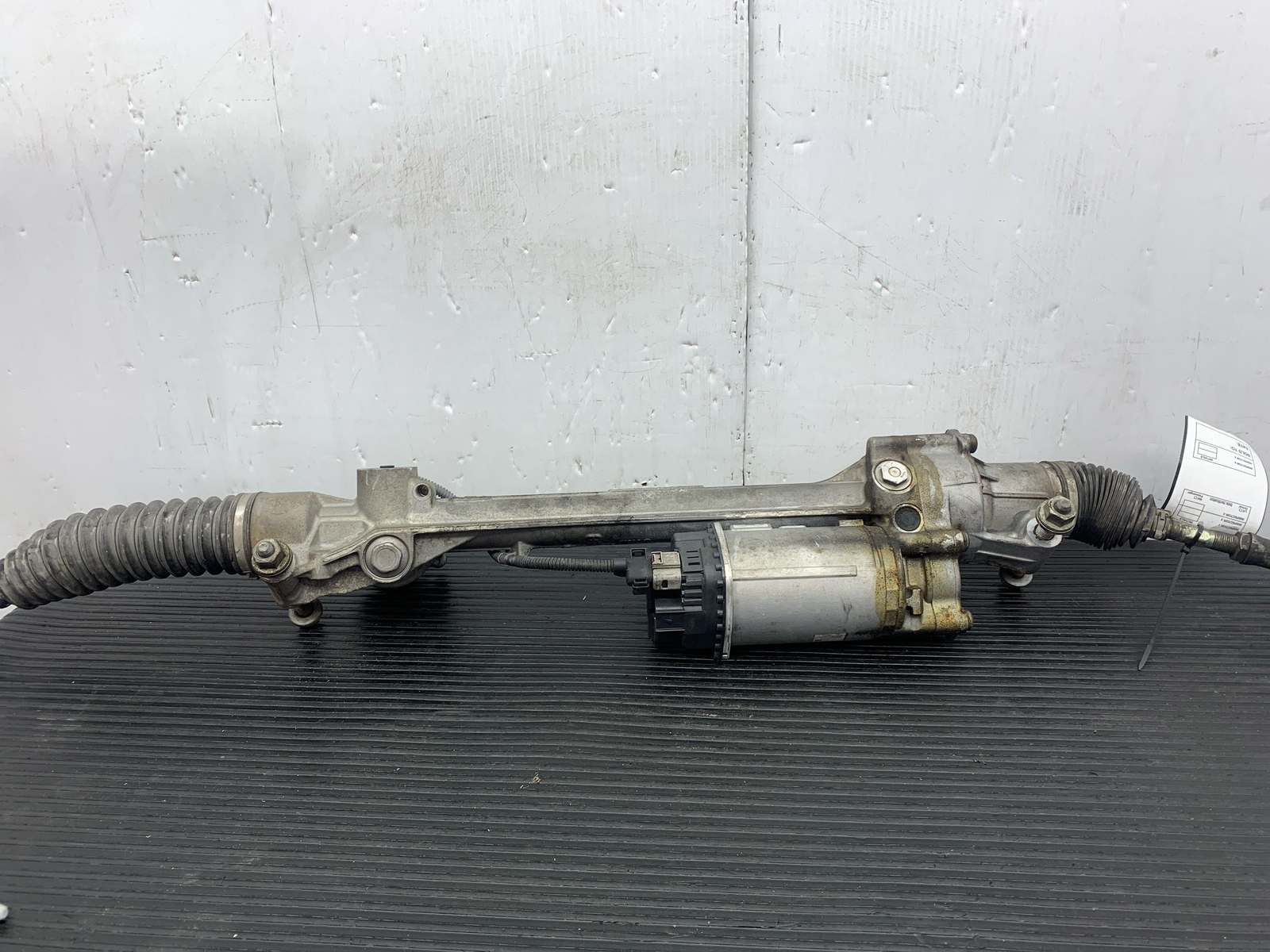 2018 MASERATI LEVANTE M161 OEM 3.0L AWD GEAR RACK & PINION *SURFACE RUST*