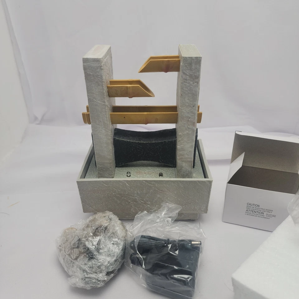 Fuente de mesa LED de bambú en cascada Newport Coast Collection Newport nueva en caja Foto 4 de 4