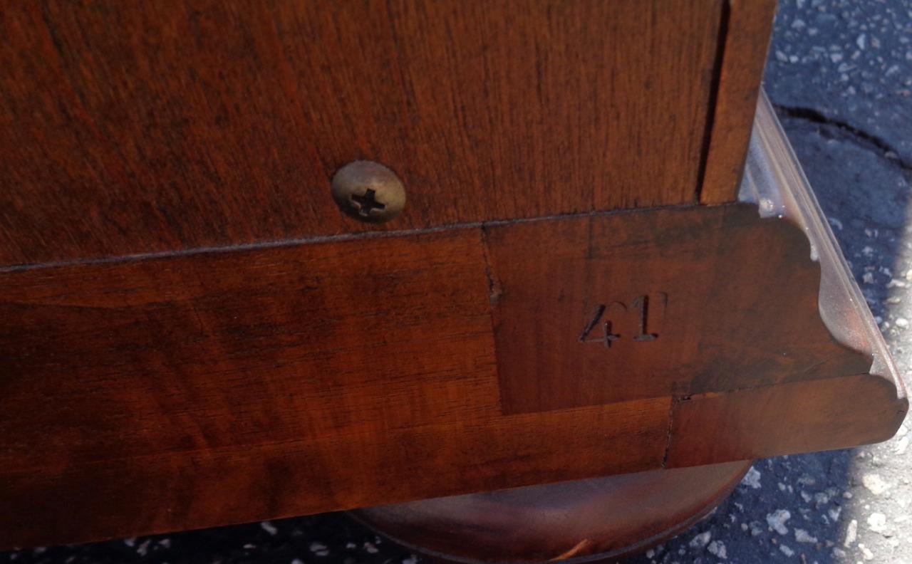 Ethan Allen Tuscany Solid Wood Serpentine Nine Drawer Dresser VGC