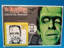 THE MUNSTERS * HERMAN (FRED GWYNNE) * PLASTIC SLIDE PUZZLE SKILL GAME ARGENTINA