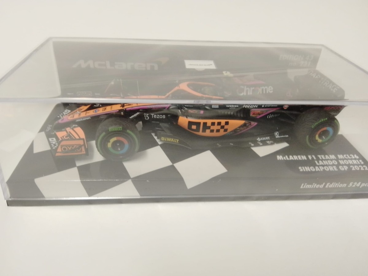 Minichamps McLaren MCL36 #4 Lando Norris Singapore GP 2022 1 Minichamps McLaren MCL36 #4 Lando Norris Singapore GP 2022 1