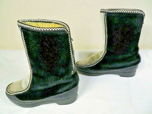 Vintage 1970 SNOWLAND Winter Ski Snow 