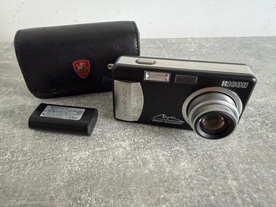 RICOH Caplio R2 Digitalkamera Michael Schumacher Special Edition - 5.0 MP