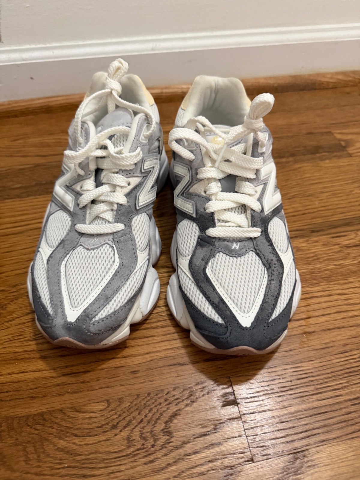 Pre-Owned, Size 8, Women New Balance Size 8 9060,  No Box.