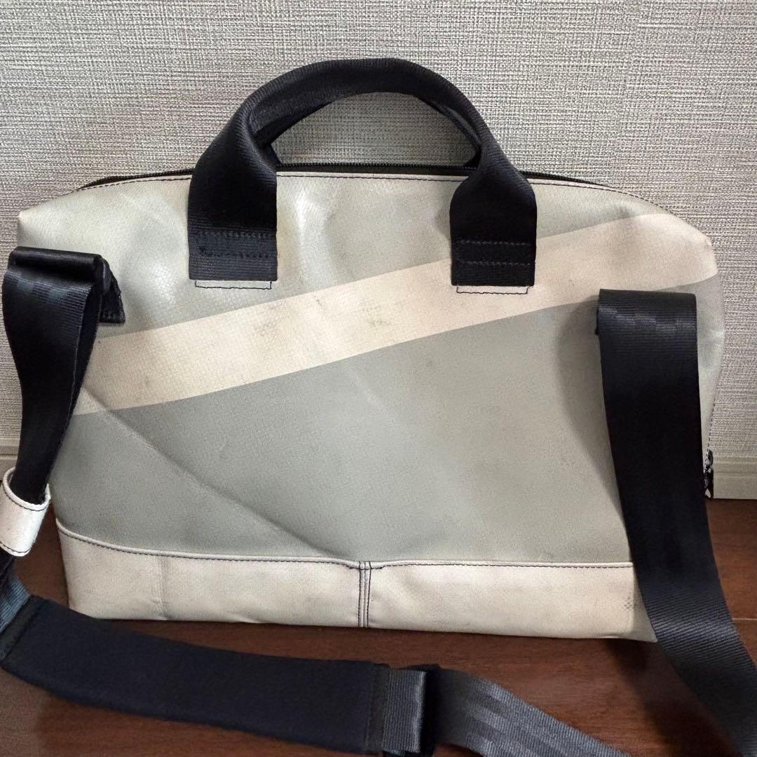 FREITAG MOSS Laptop Shoulder Boston Sports Bag Gray White with Shoulder Pad image 3