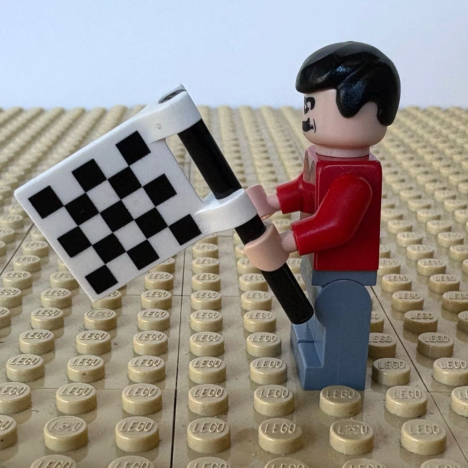 LEGO Speed Racer: Pops Racer, BANDERA A CUADROSr011, 8161 GRAN PREMIO, 2008 CARRERAS Foto 4 de 4